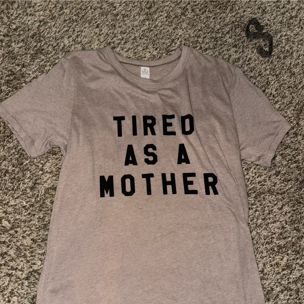 Size small t shirt, never worn